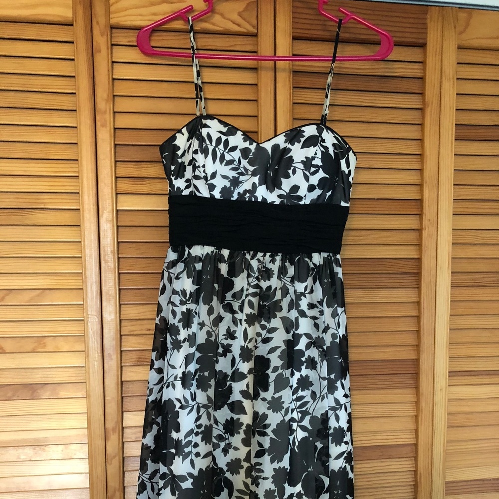 White House Black Market Floral Dress